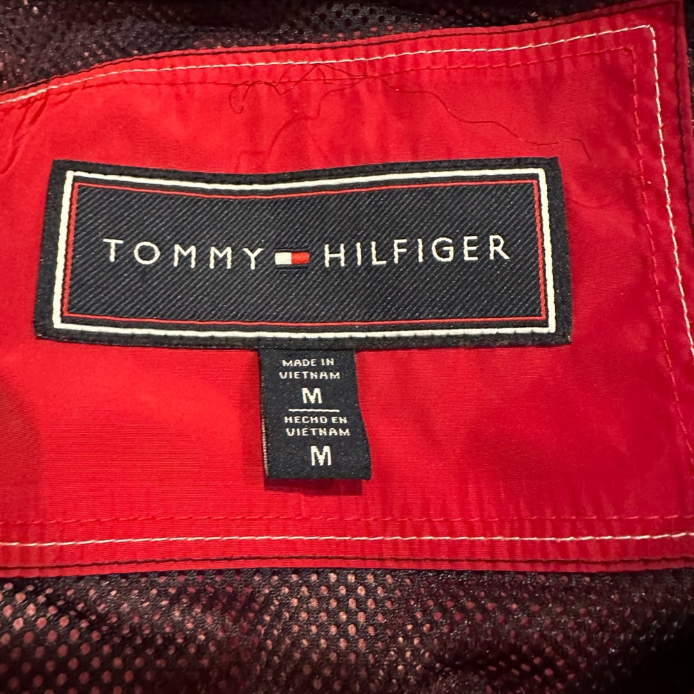Tommy Hilfiger Hooded Rain Jacket Lightweight Windbreaker Size Medium - Picture 4 of 4